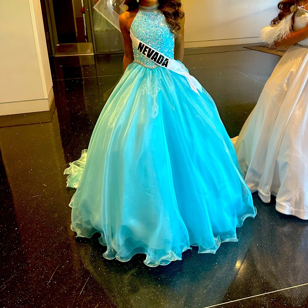 evening gown pageant dress unaltered not going outside of poshmark